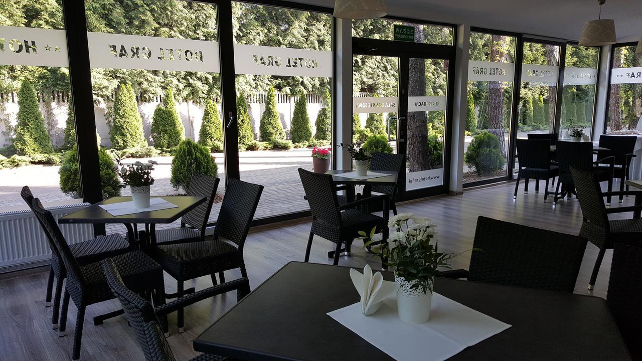 Hotel Graf Łask 外观 照片