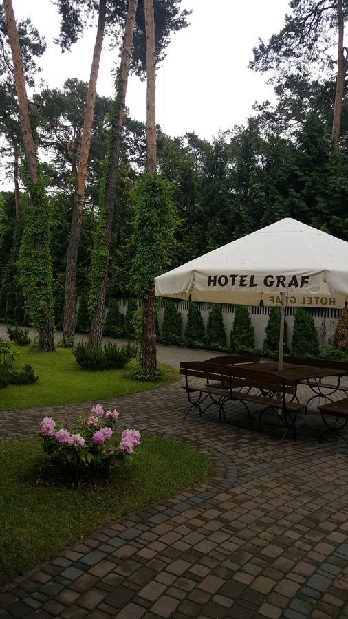 Hotel Graf Łask 外观 照片
