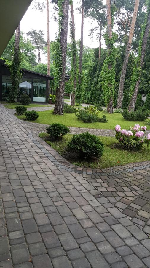 Hotel Graf Łask 外观 照片