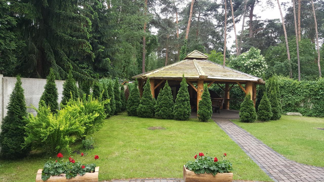 Hotel Graf Łask 外观 照片